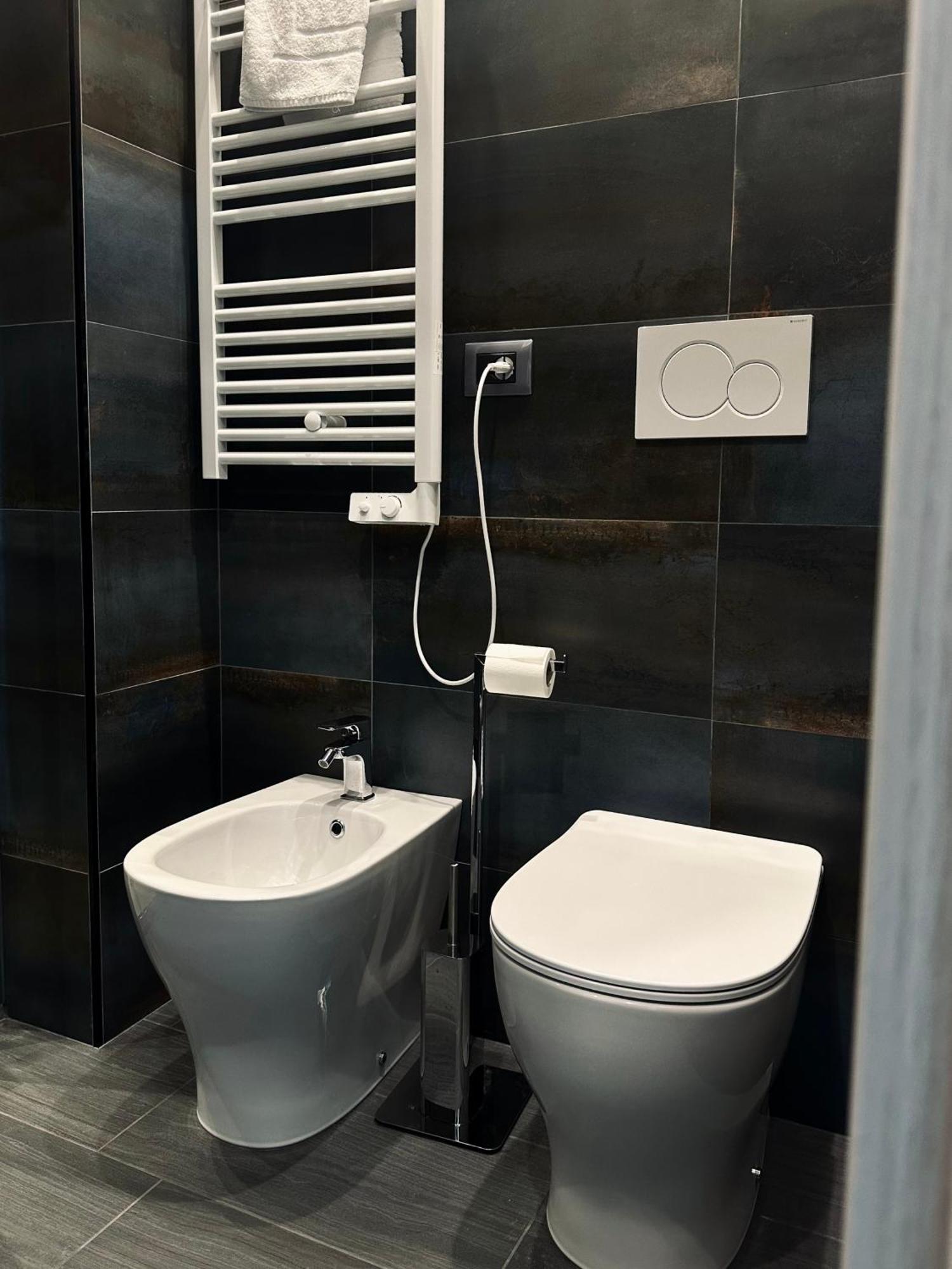 לה ספציה Real Rooms Dalia מראה חיצוני תמונה